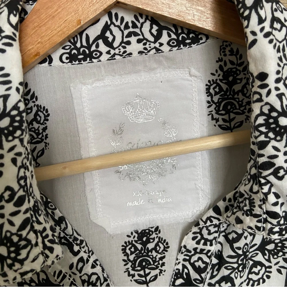CINO ~ Sundance Blk/White Button Down Blouse - Picture 5 of 9